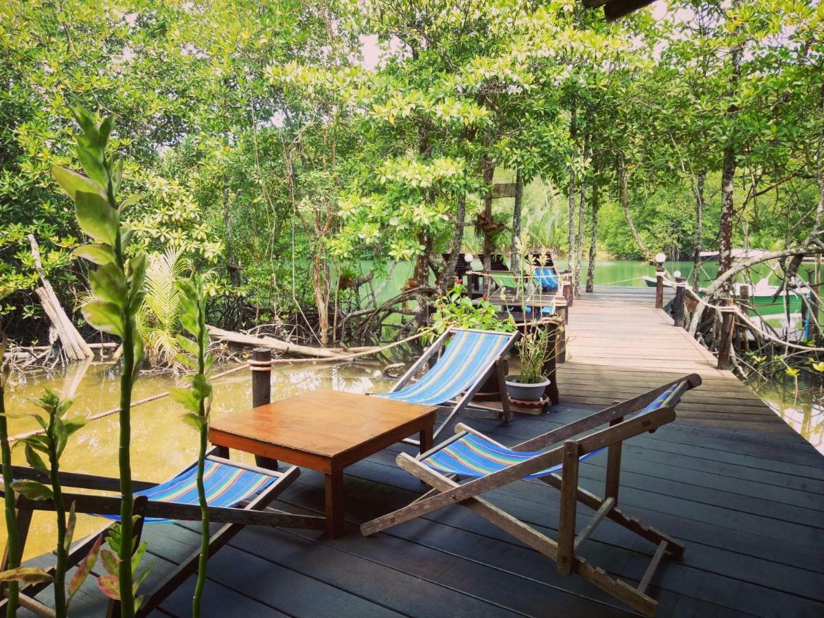 Ta Yai Homestay Ko Kut Eksteriør billede